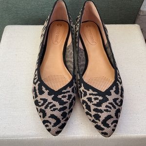 Corso Como Womens Flats 8.5 (39) Cheetah Black Brown Pointed Toe CC-Julia
